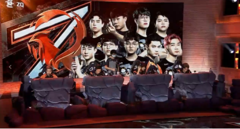 2025英雄联盟手游高校联赛总决赛精彩揭幕