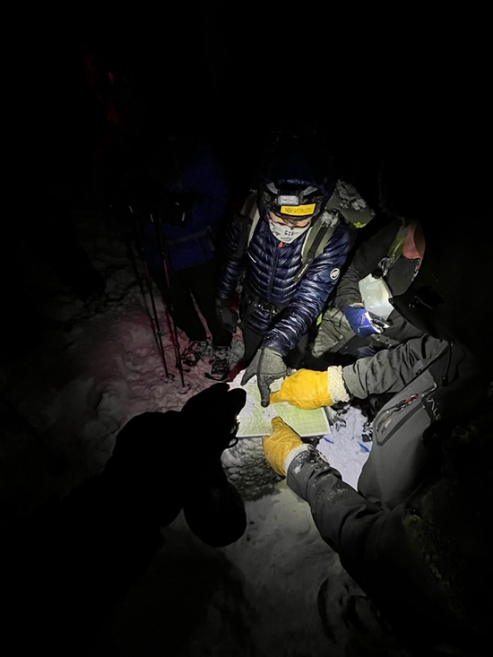 中国战队AG.AL在电竞世界杯英雄联盟项目中斩获亚军